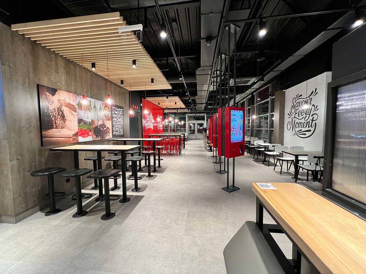 KFC Севастопольська image 11