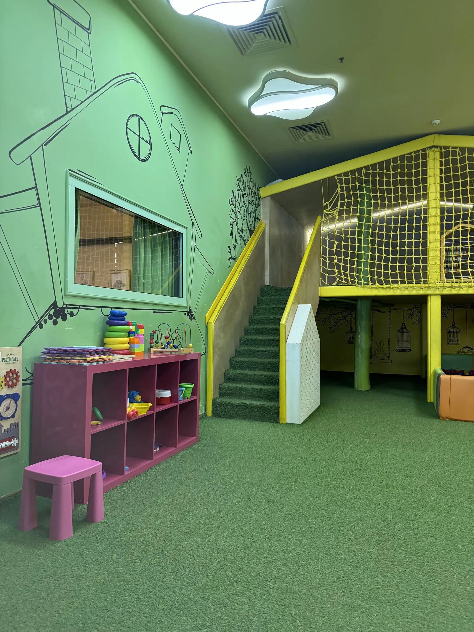 Pesto Cafe image 16
