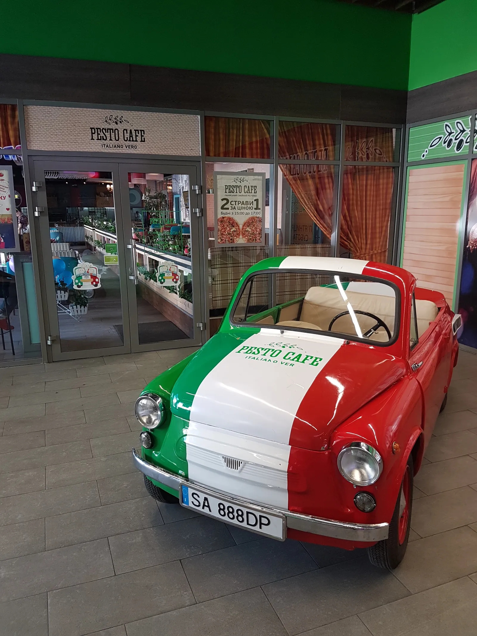 Pesto Cafe image 19