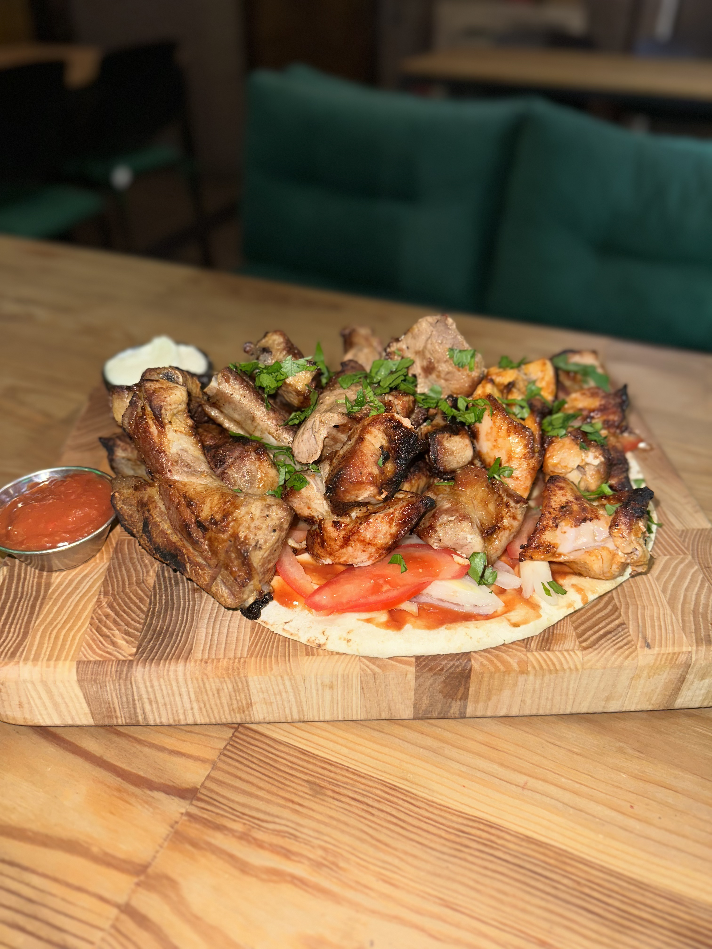 MARKOS GRILL HOUSE image 4