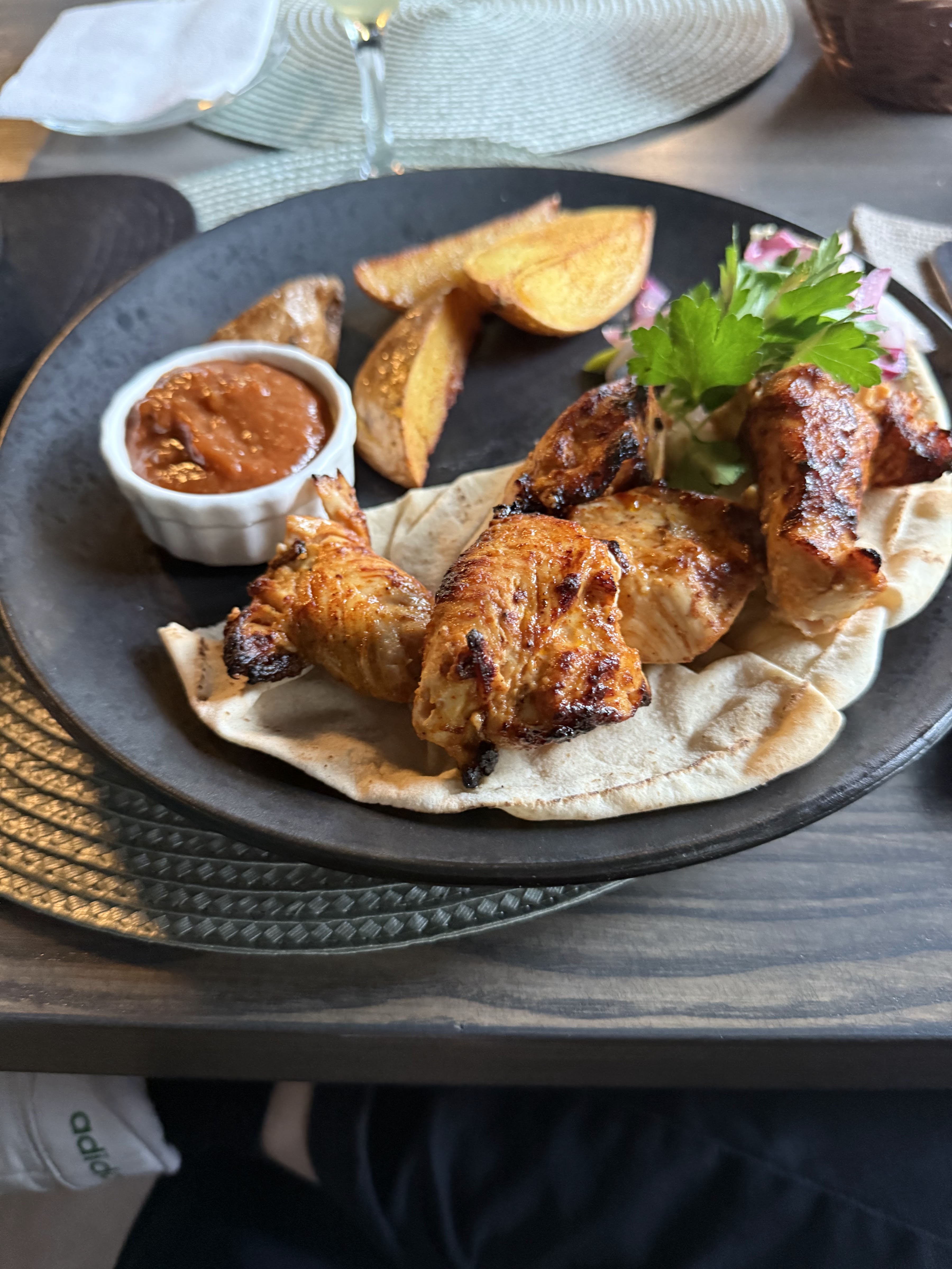 MARKOS GRILL HOUSE image 7