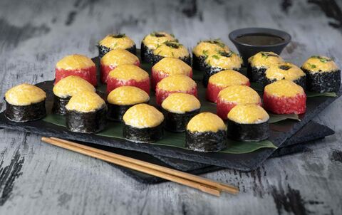 ROCO Sushi - доставка суші image 17