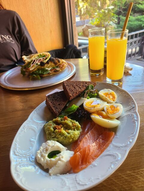 Remi Cafe image 13