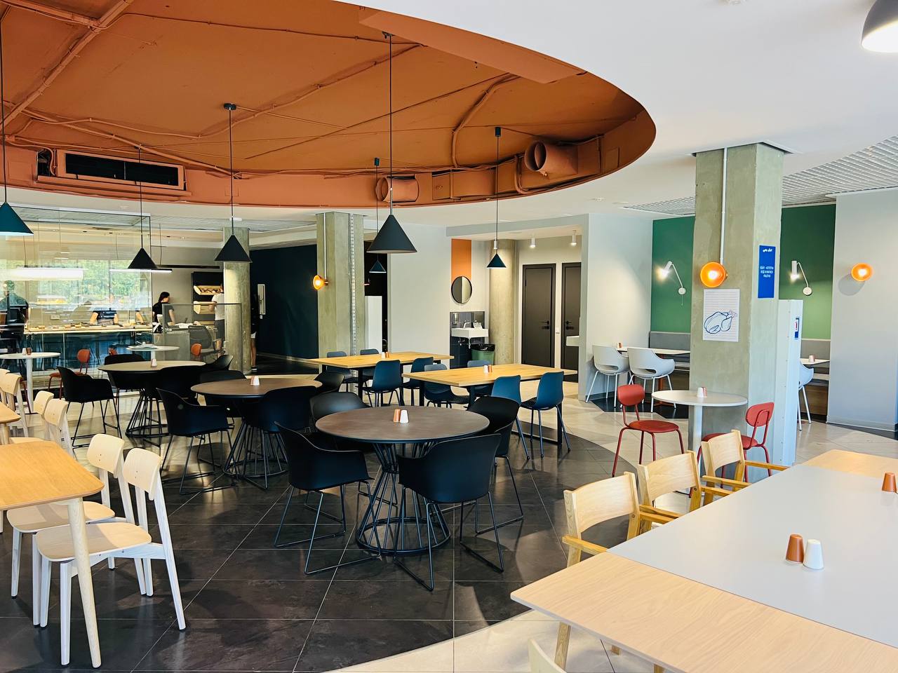 Grand Buffet image 13