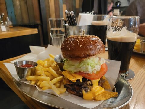 True Burger Bar image 14
