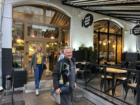 True Burger Bar image 18
