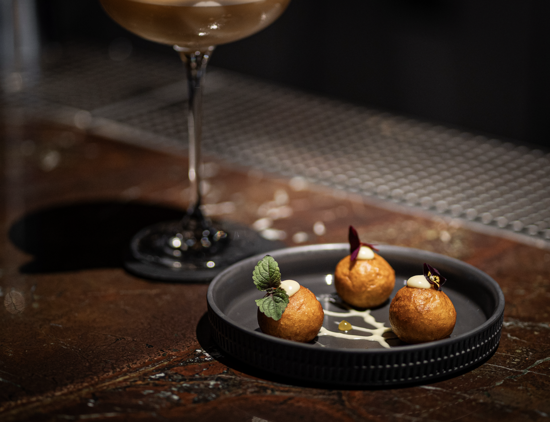 11 Mirrors Restaurant & Bar by FACE the Service image 12