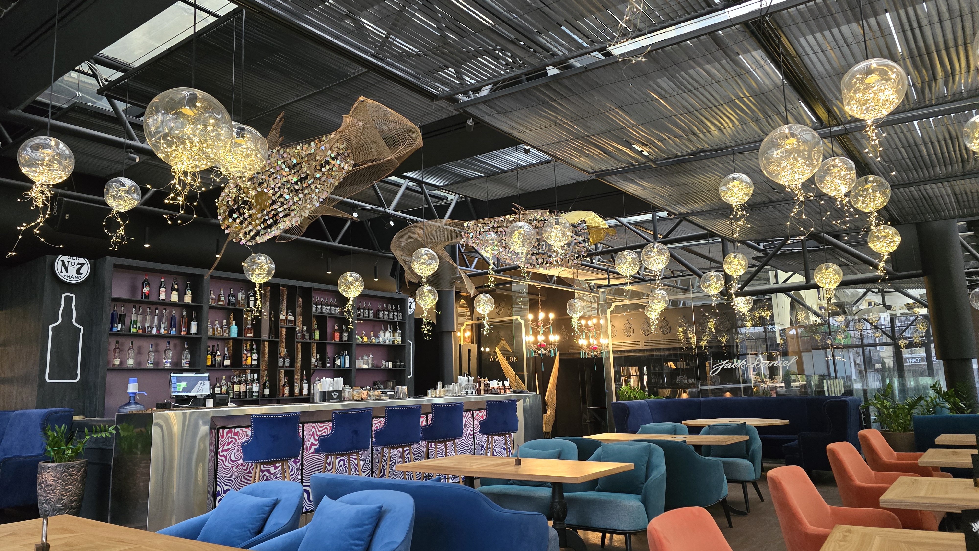 Entertainment Complex Avalon image 18