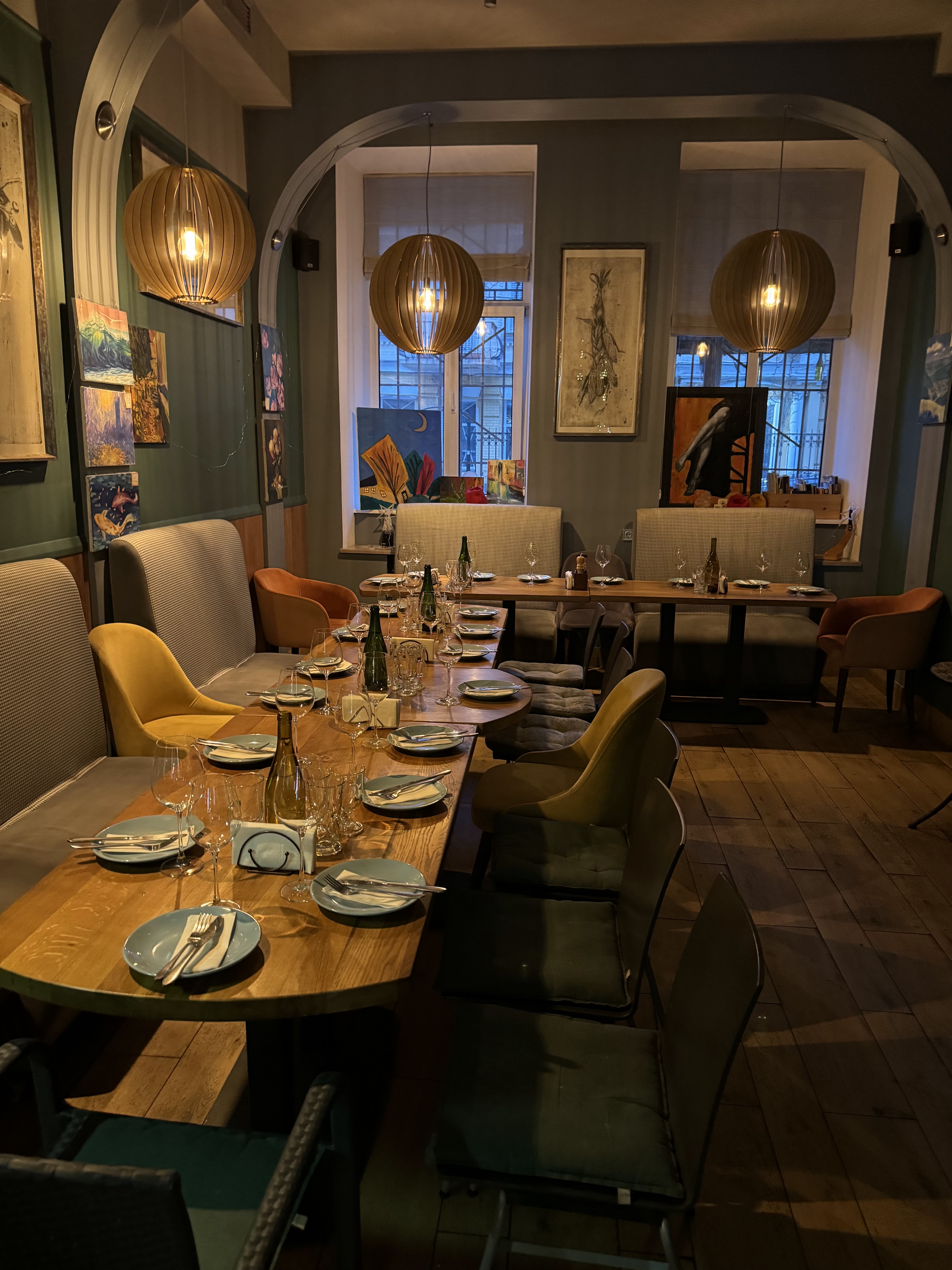 MOKA tapas y vino image 1