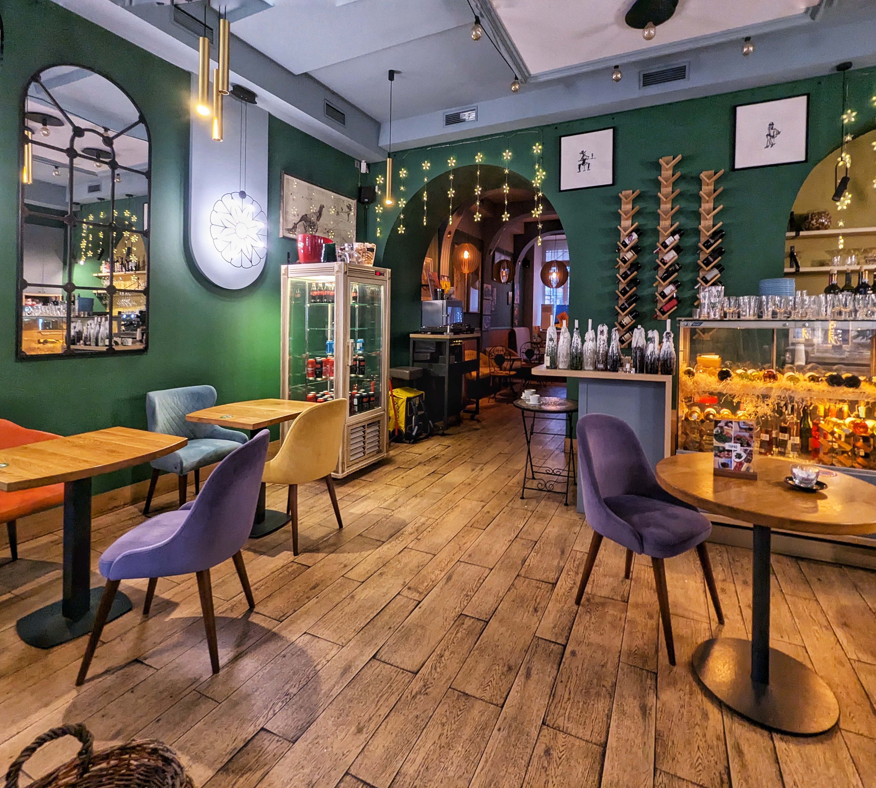 MOKA tapas y vino image 3