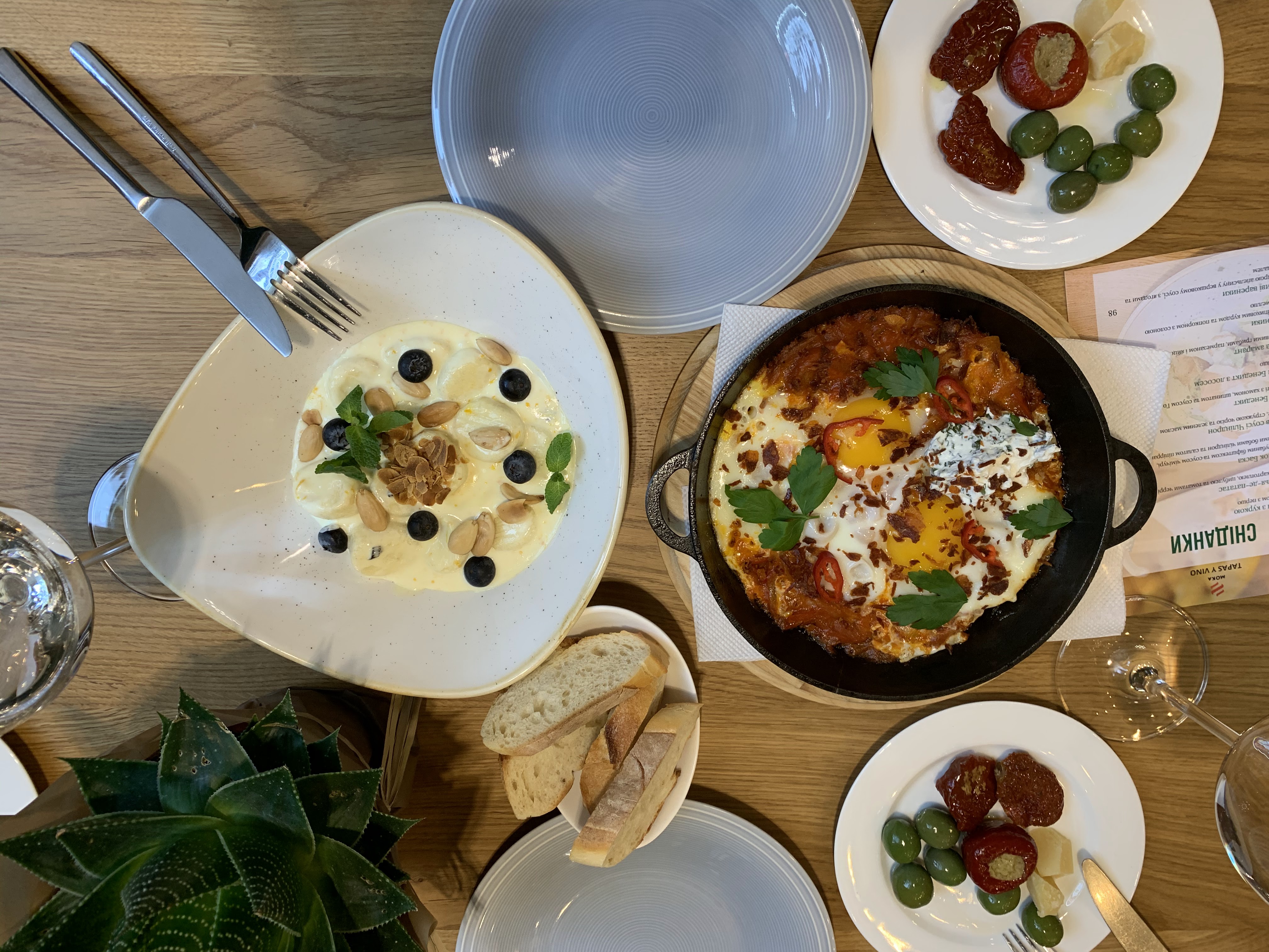 MOKA tapas y vino image 6