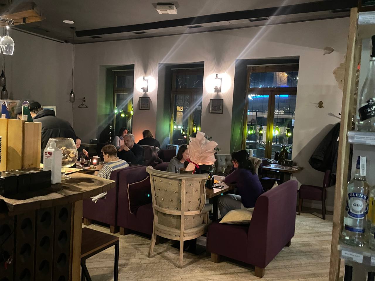 Винний бутік-ресторан "ВИНО І ЗДОРОВ'Я" image 14