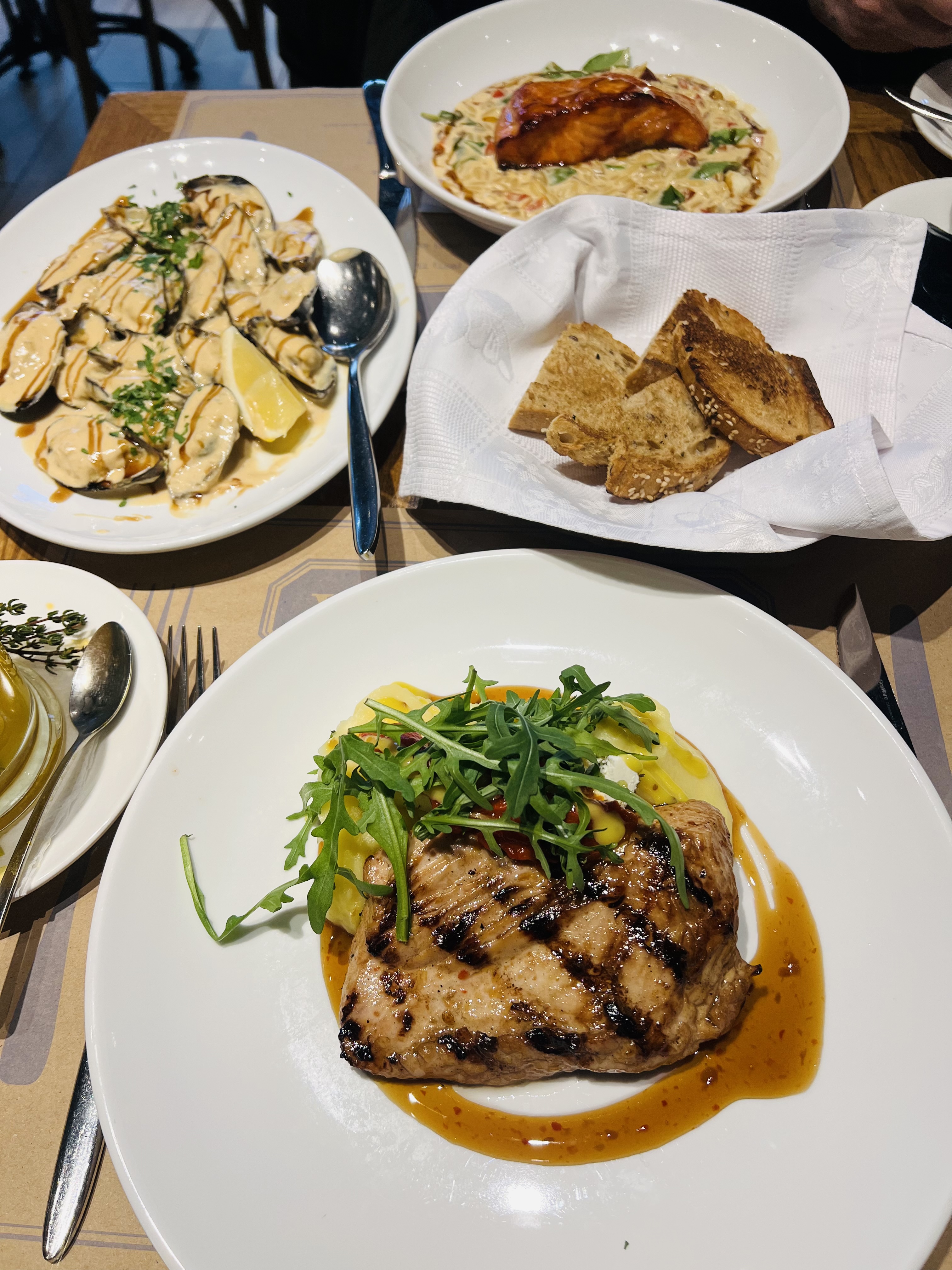 Very Well Cafe image 13