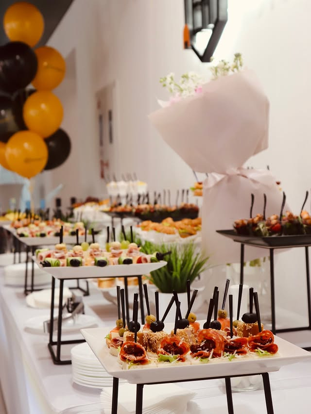 Заказать канапе от компании «Царский Кейтеринг». Доставка фуршетных закусок на дом или офис г. Киев image 6