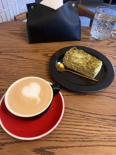 Madino Food&Bar image 14