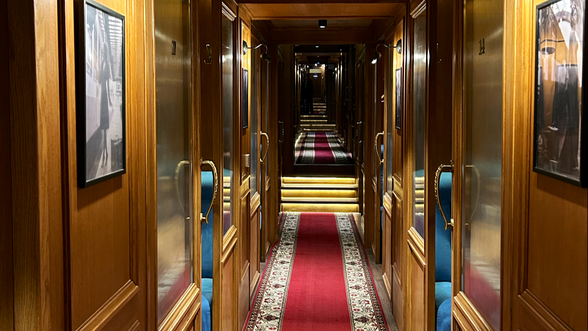 Passenger Gastro Bar image 13