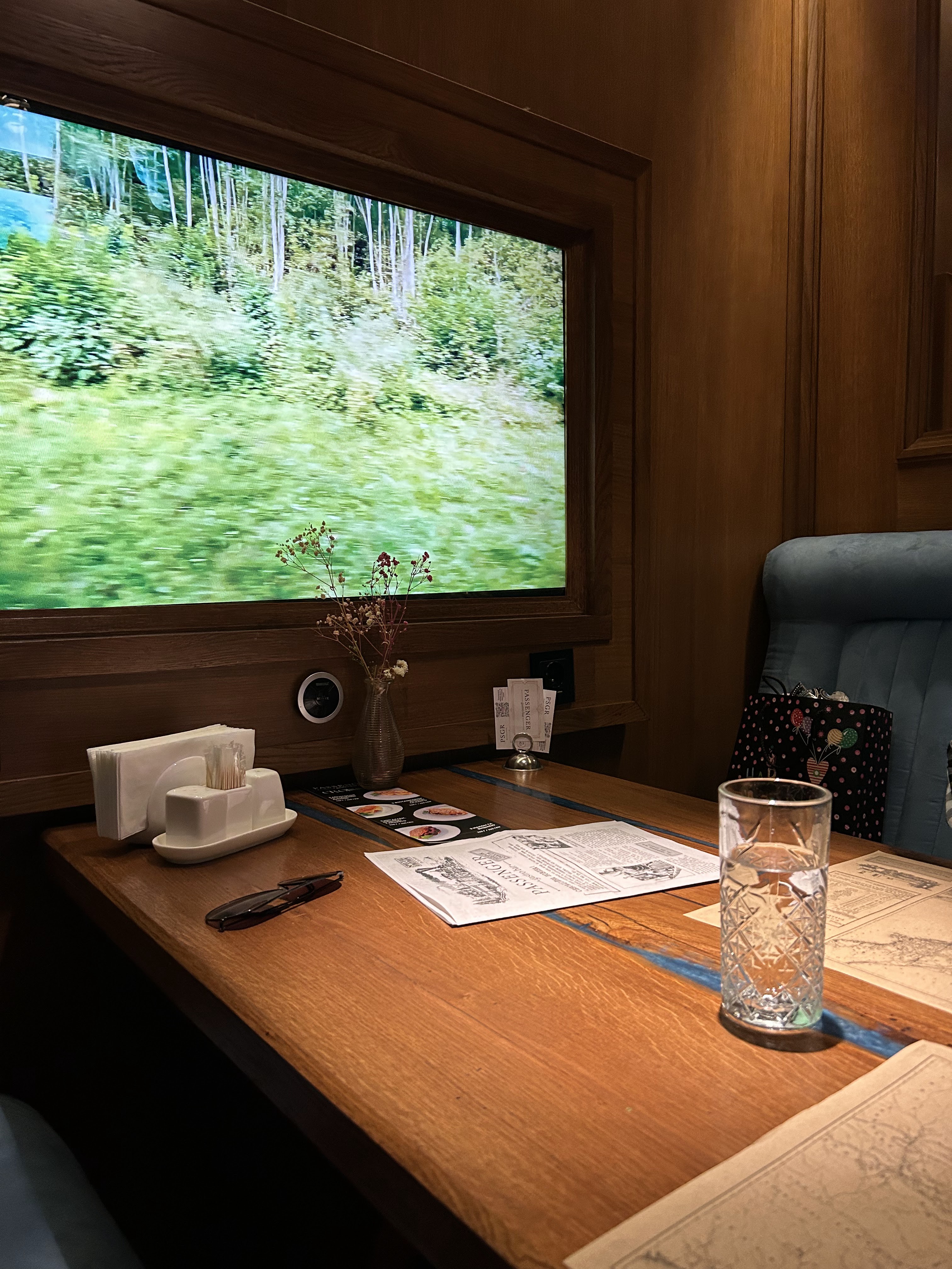 Passenger Gastro Bar image 17