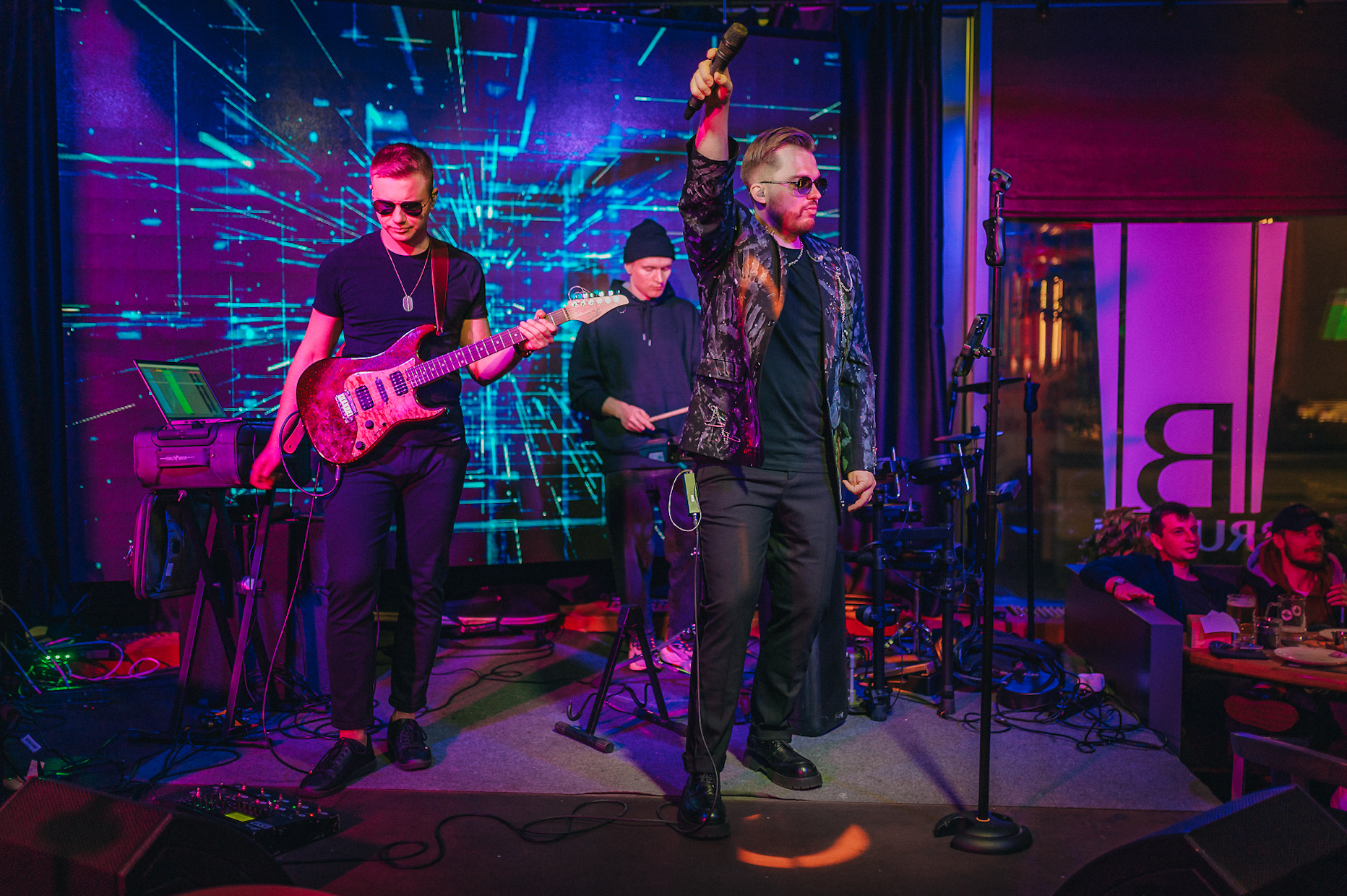 BRю • Mood Restaurant & Bar image 16