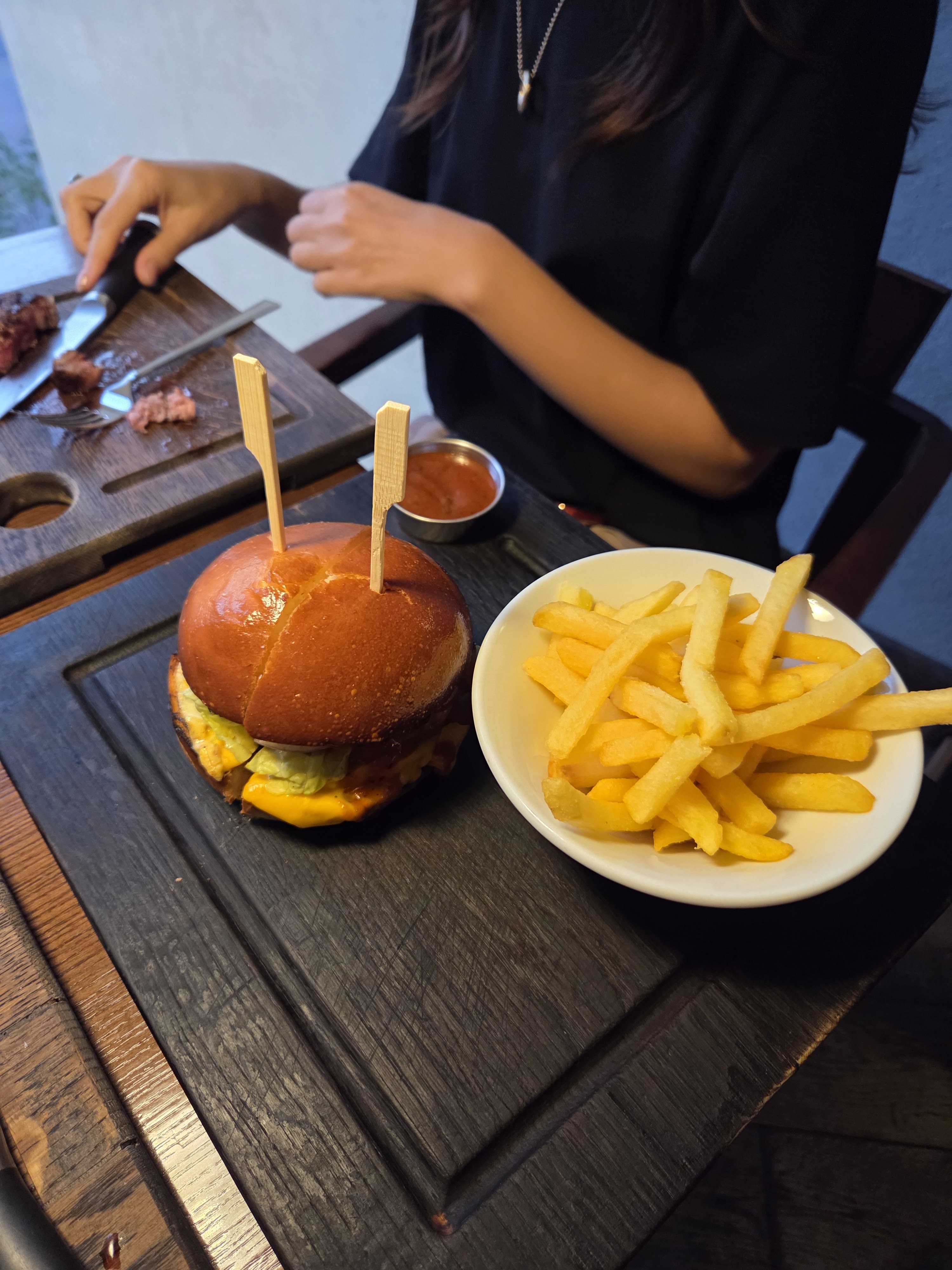 BEEF meat & wine image 18