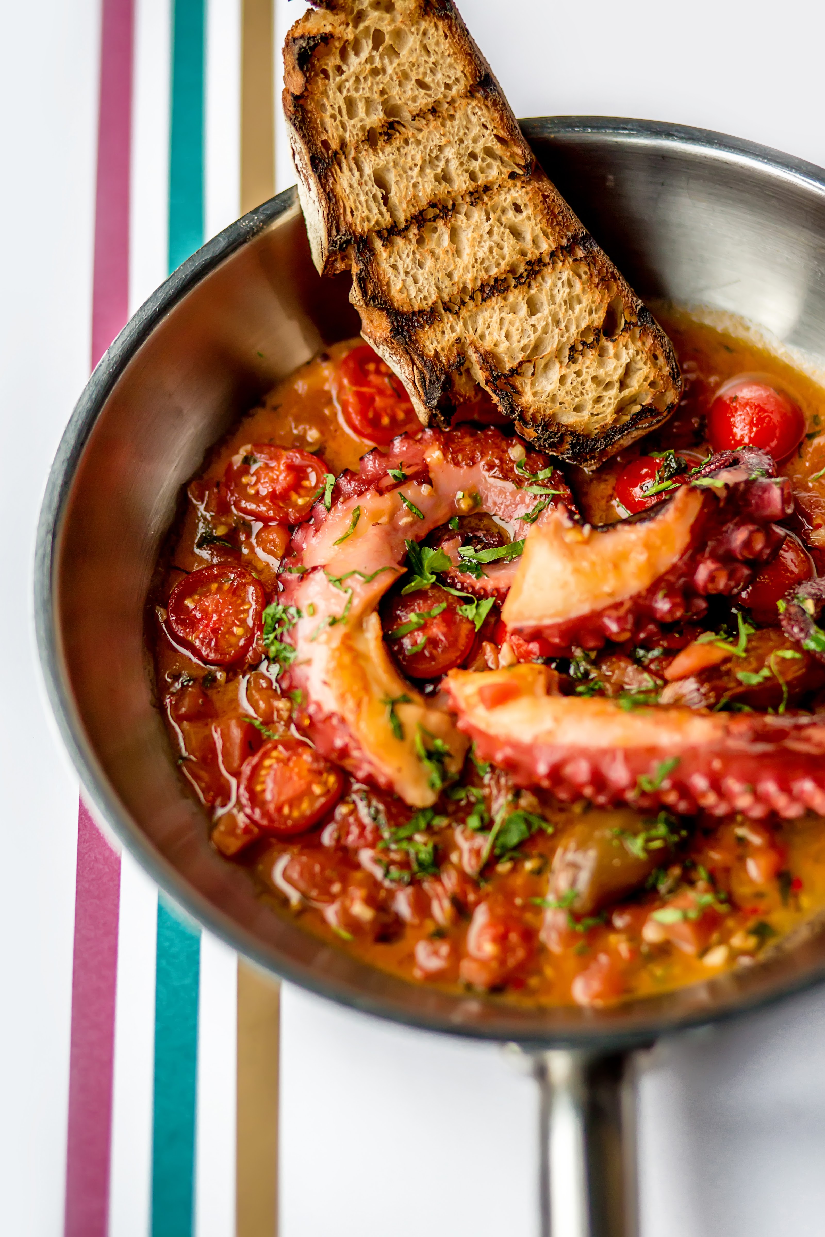 Lucky Restaurant Vinotheque (Лаки Ресторан Винотека) image 12