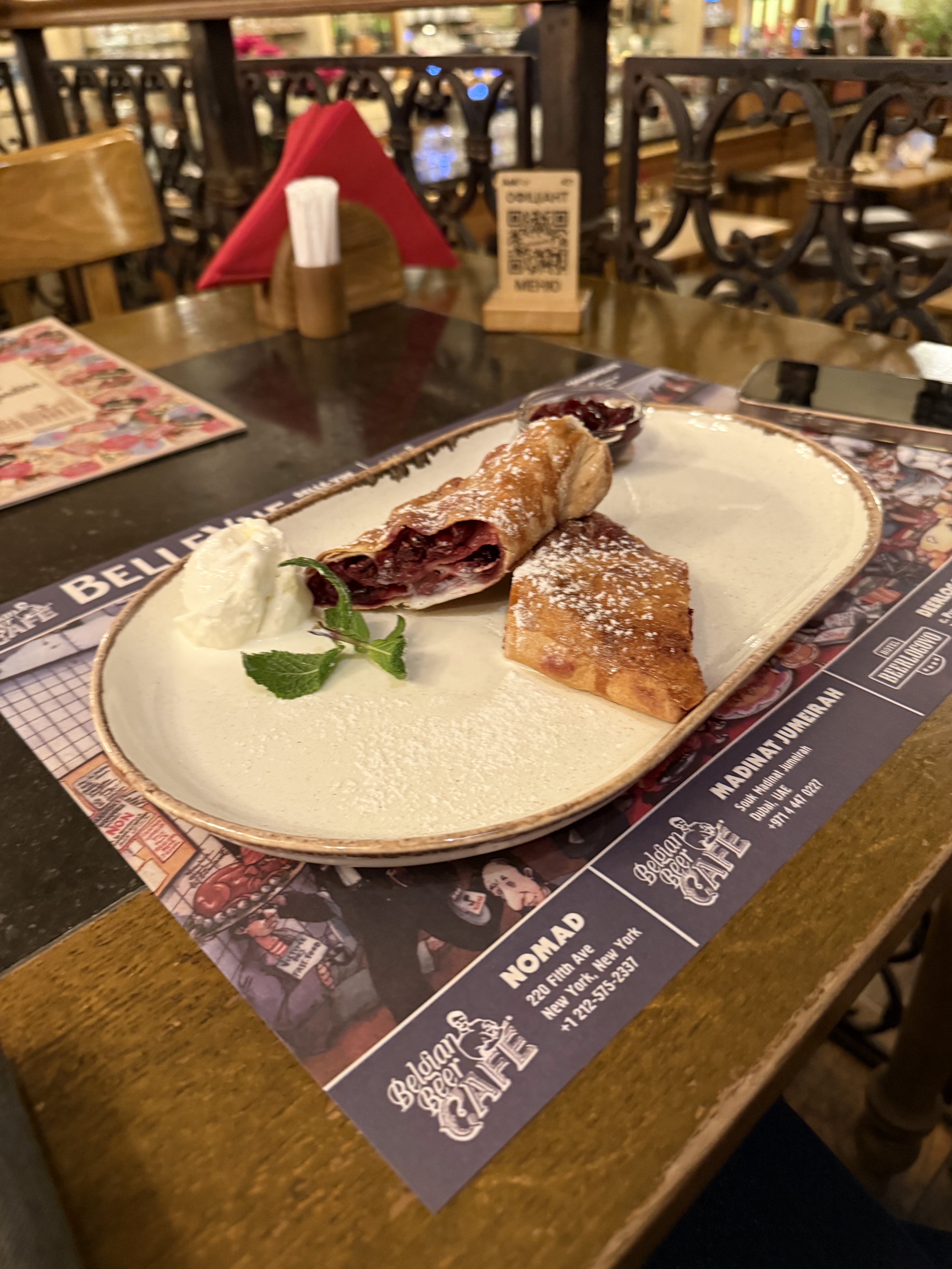 Le Cosmopolite image 19