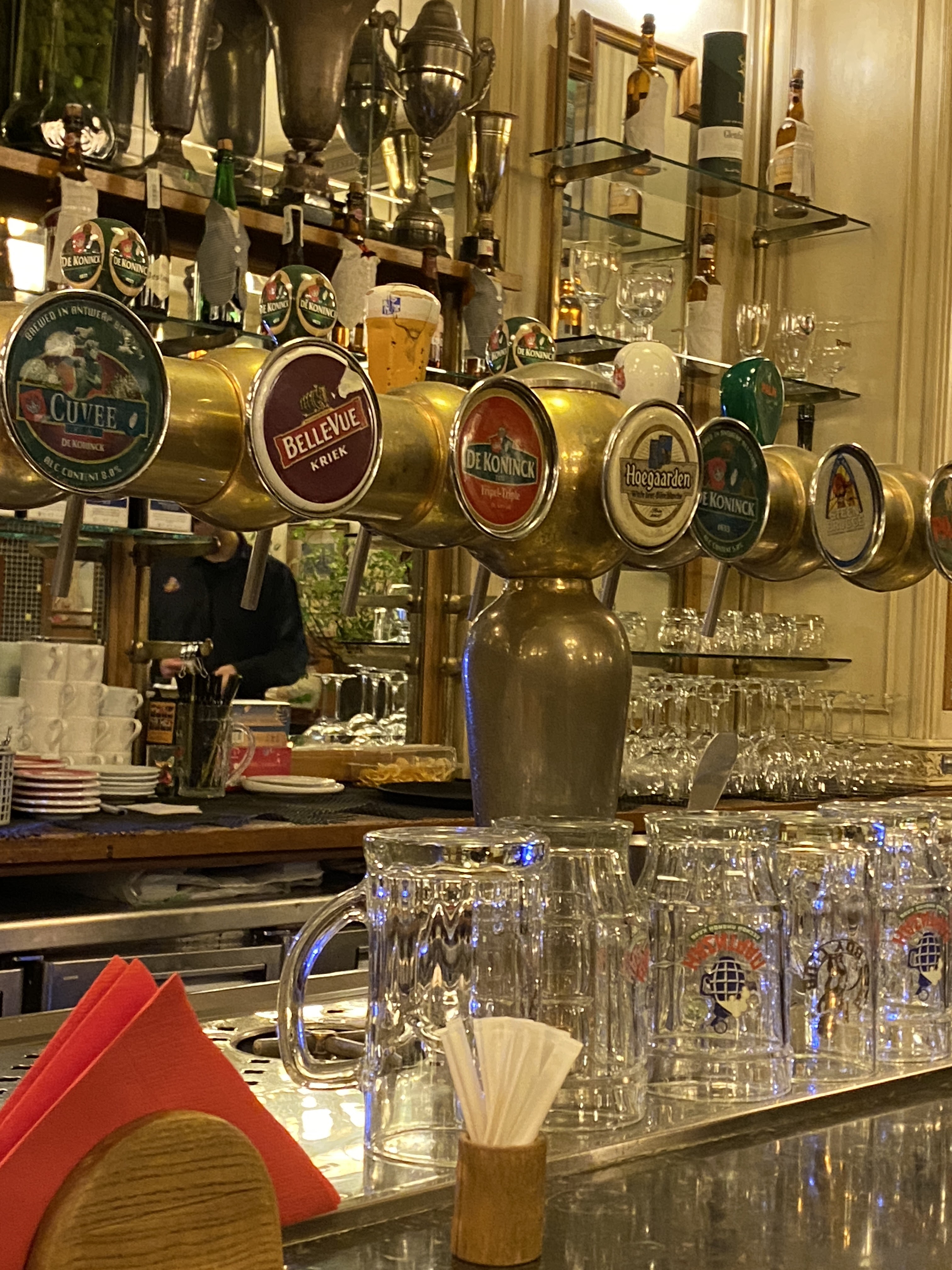 Le Cosmopolite image 20