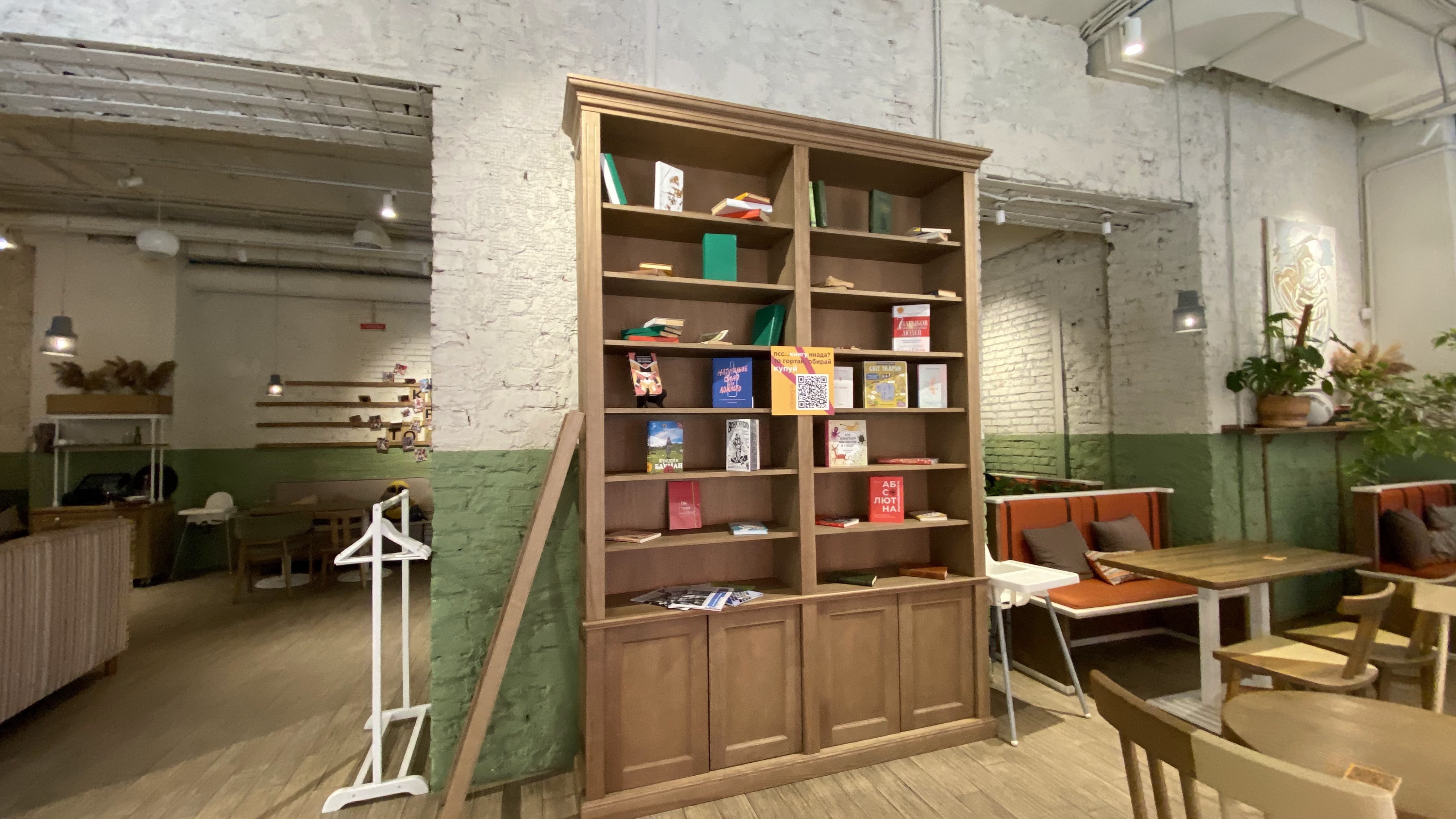 ТРІШКИ БІЛЬШЕ на Золотих Воротах image 11