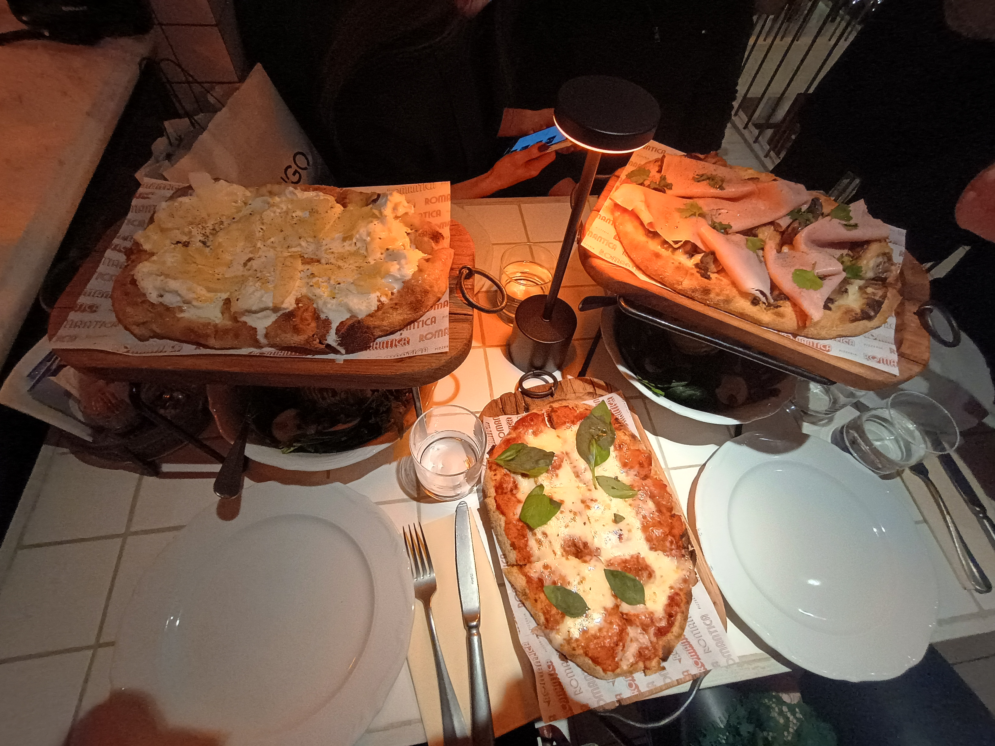 Romantica pizzeria image 19