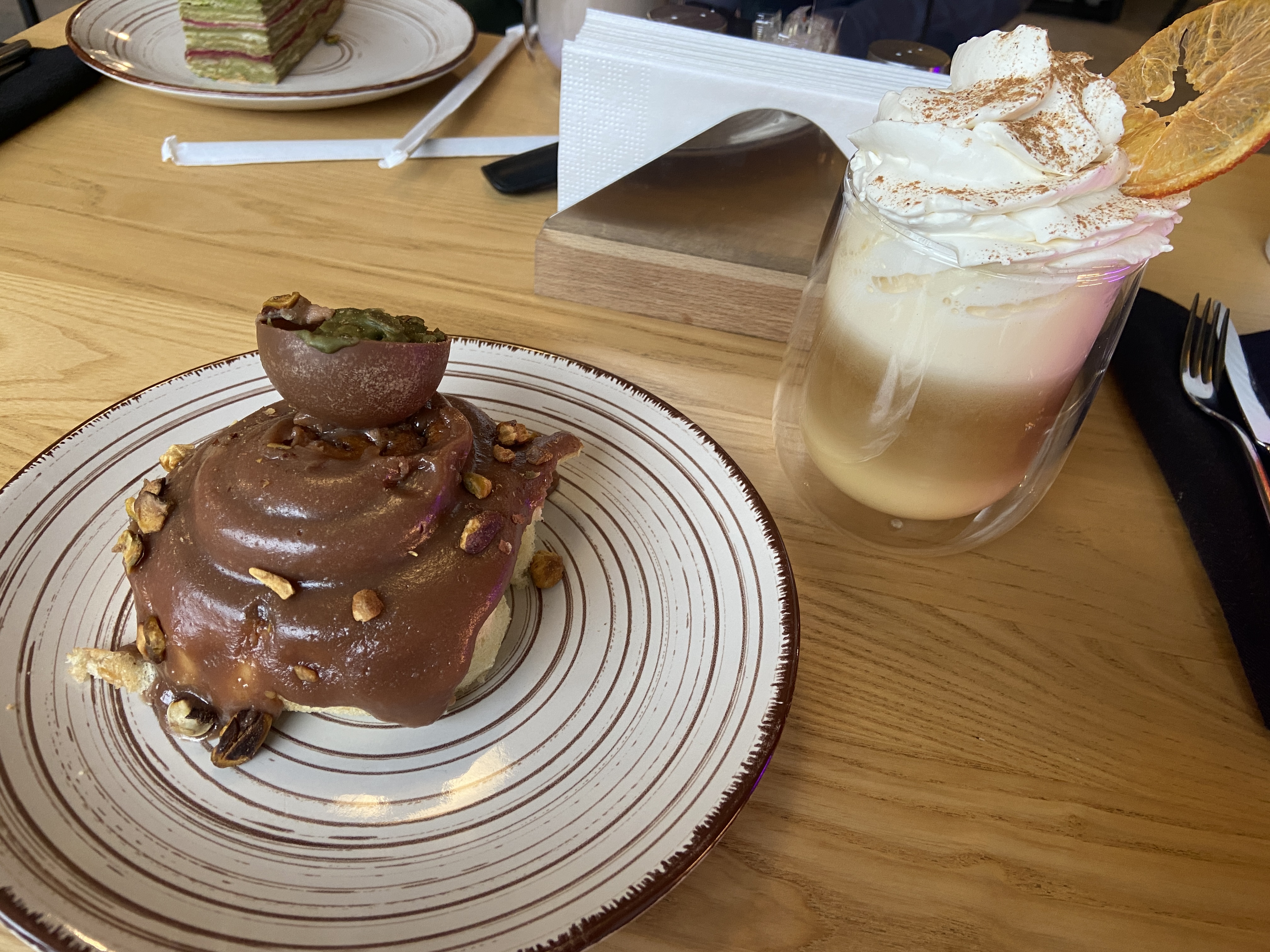 KRENDEL на Хрещатику image 17