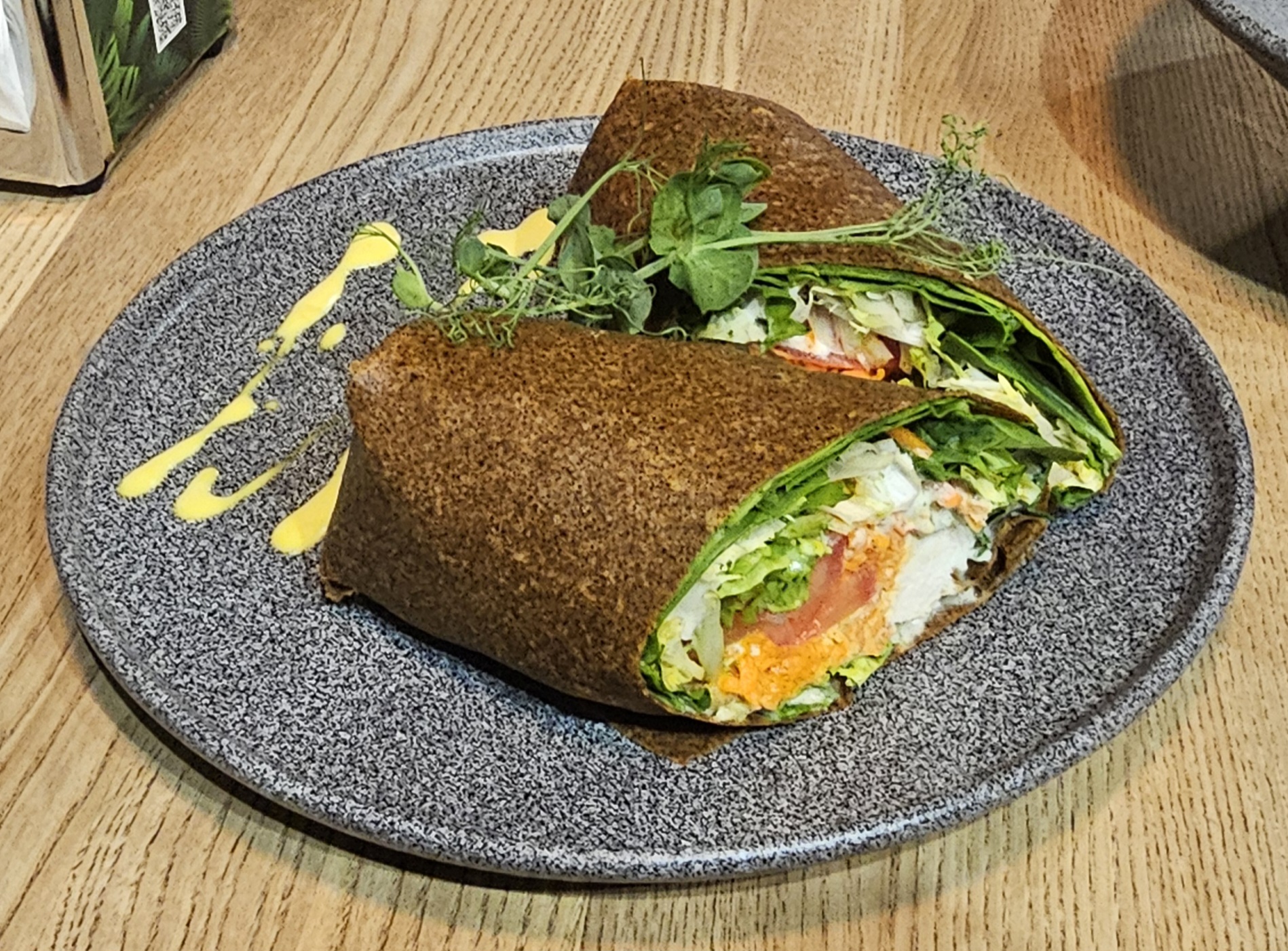 Nebos • Raw-food restaurant image 14