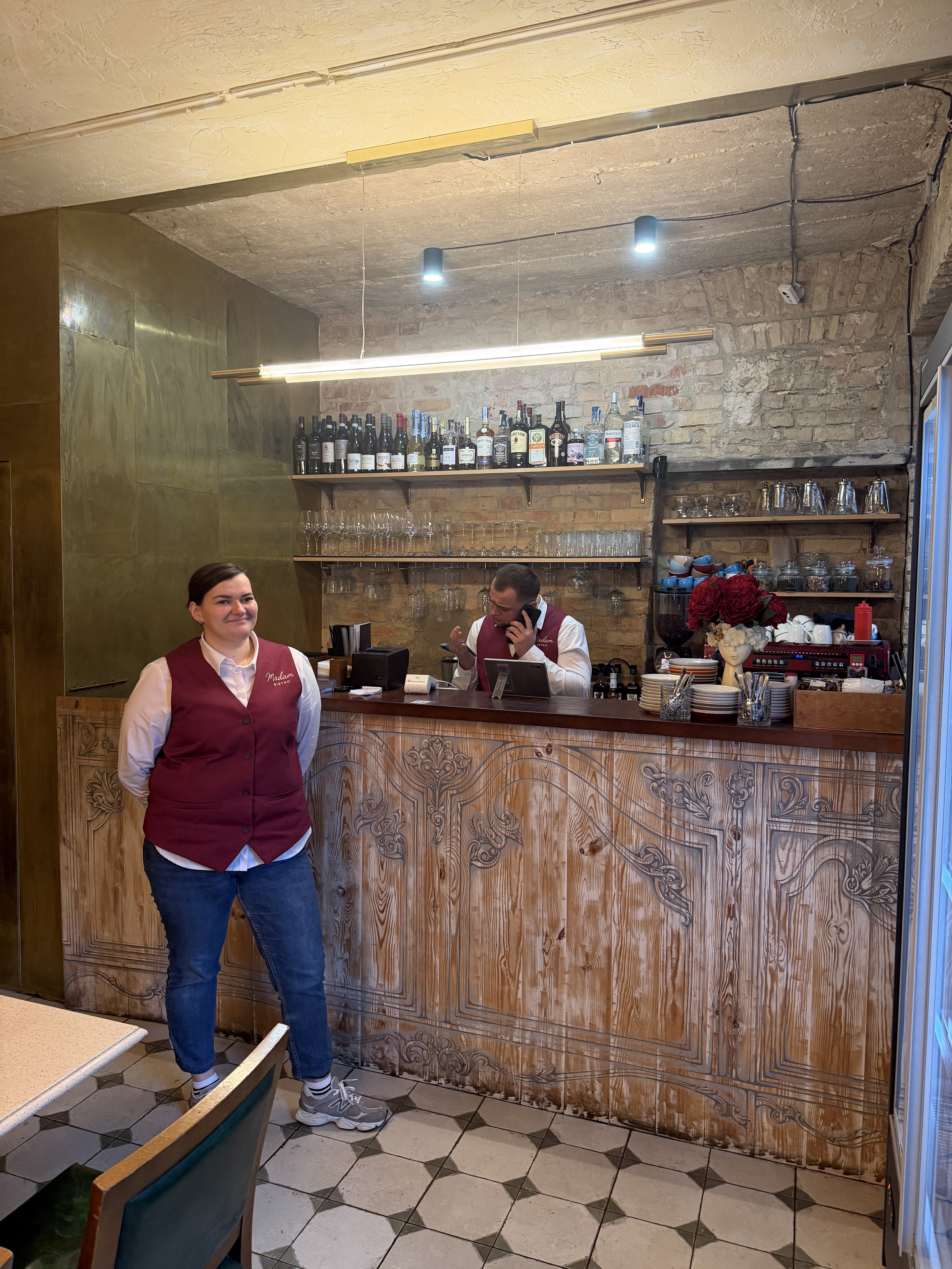 Madam bistro image 13