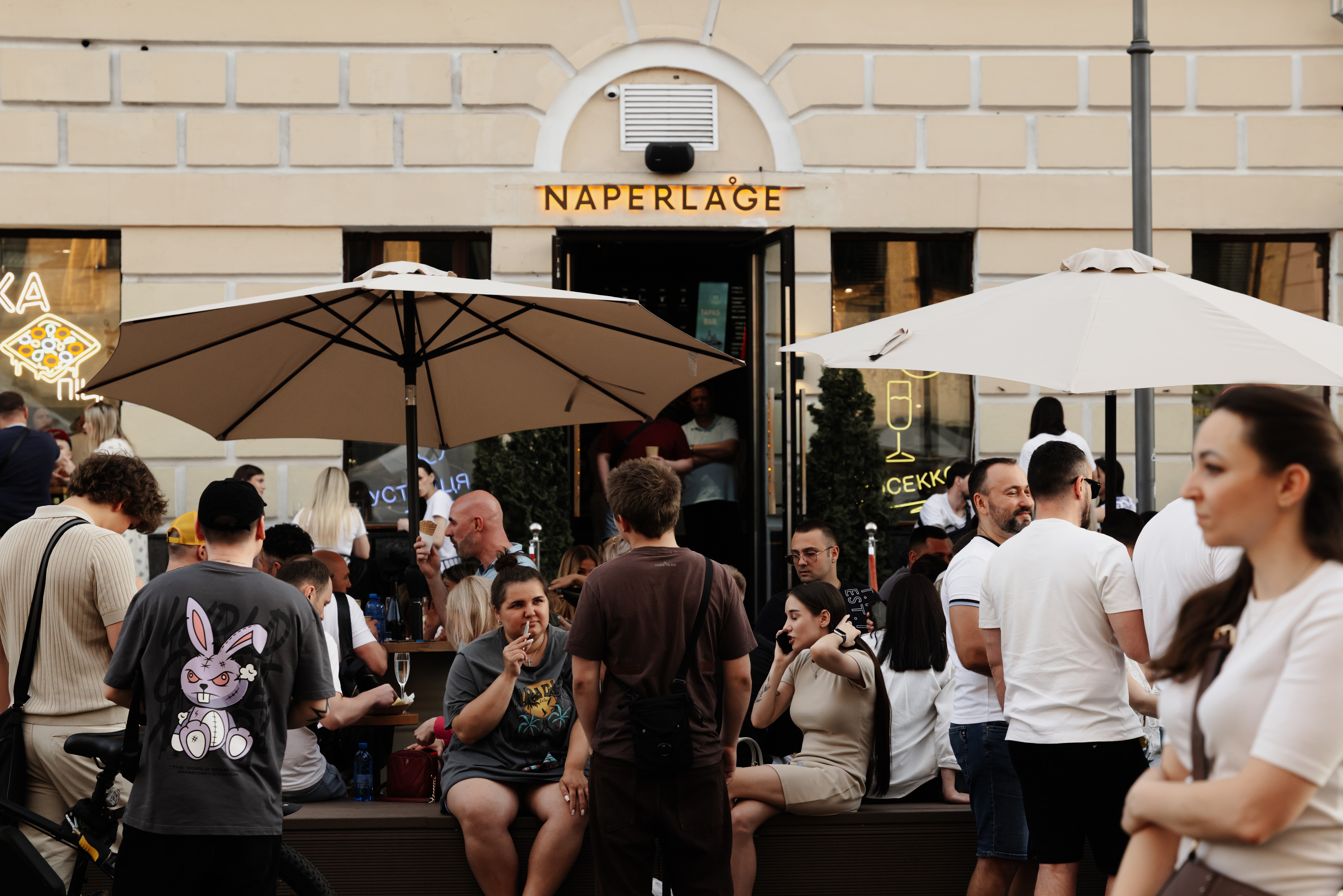 Naprosecco Oyster & Co image 3