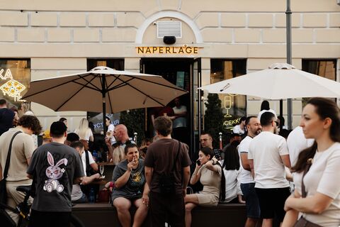 Naprosecco Oyster & Co image 3