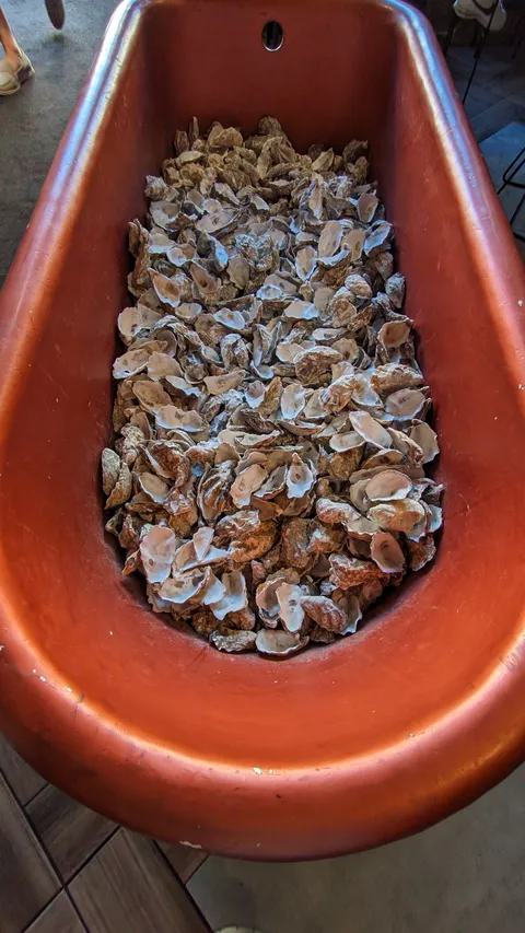 Naprosecco Oyster & Co image 8