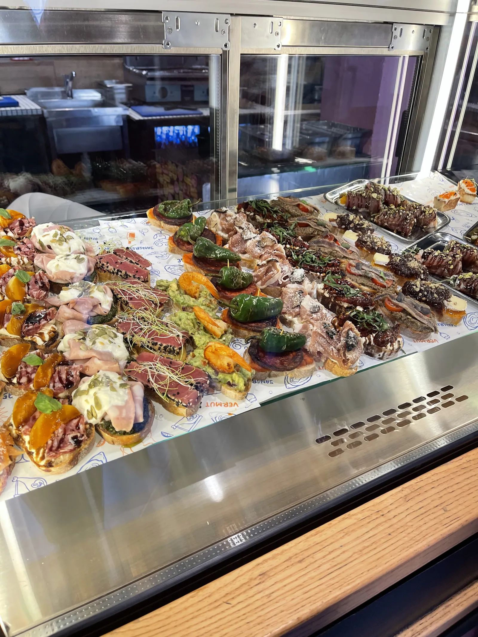 Naprosecco Oyster & Co image 9
