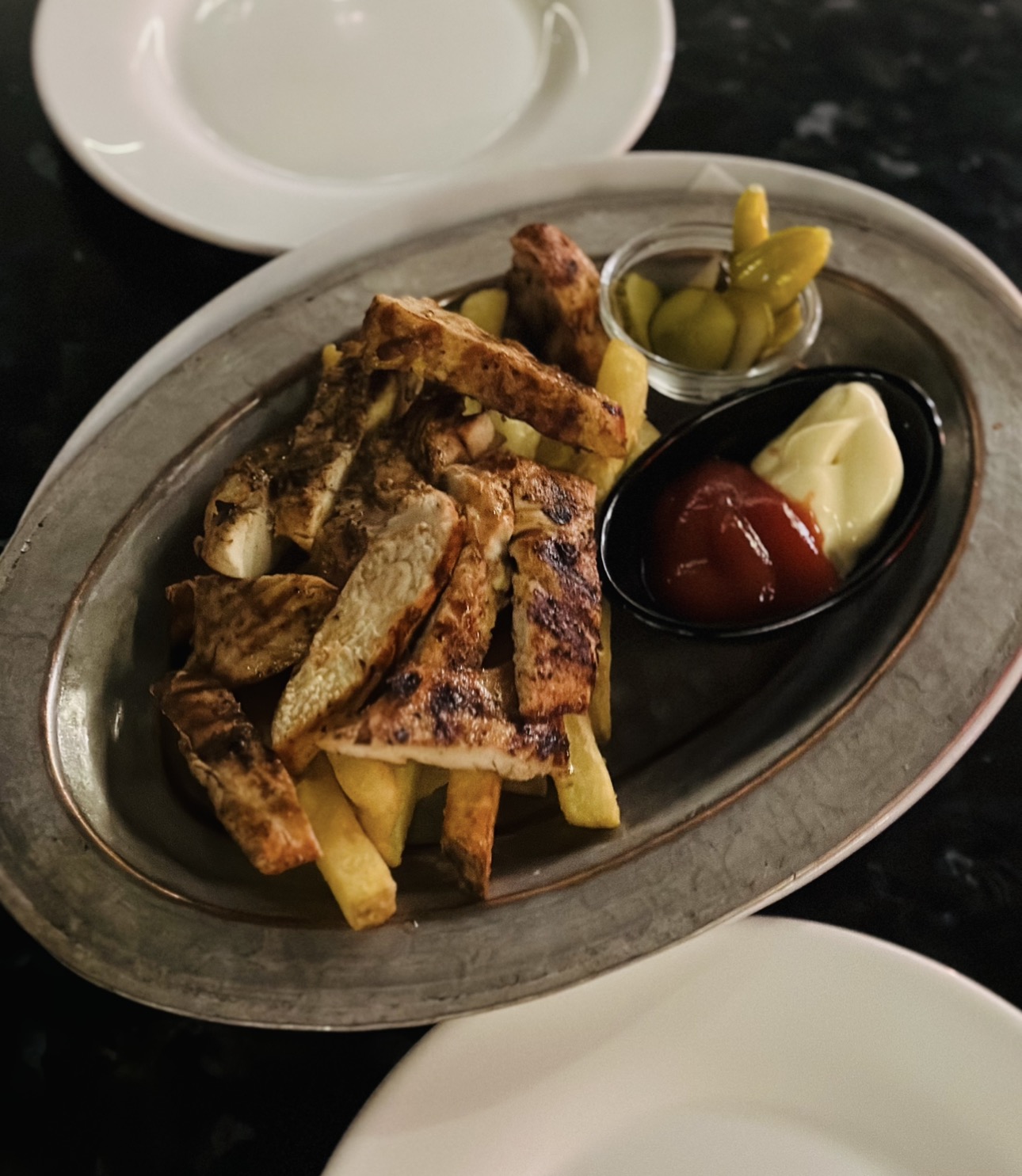 X LOUNGE – Ресторан на Подолі | Караоке | Бар | Дискотеки image 1