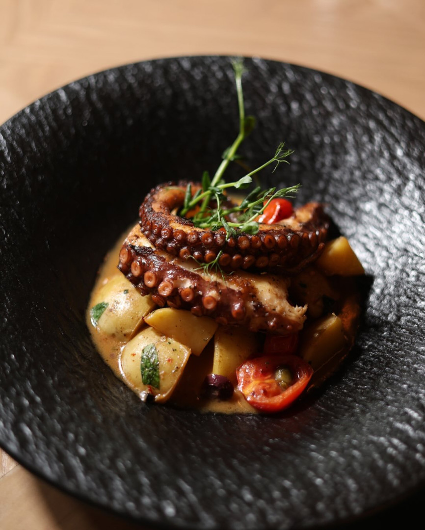 SORSO wine & gastro bar image 4