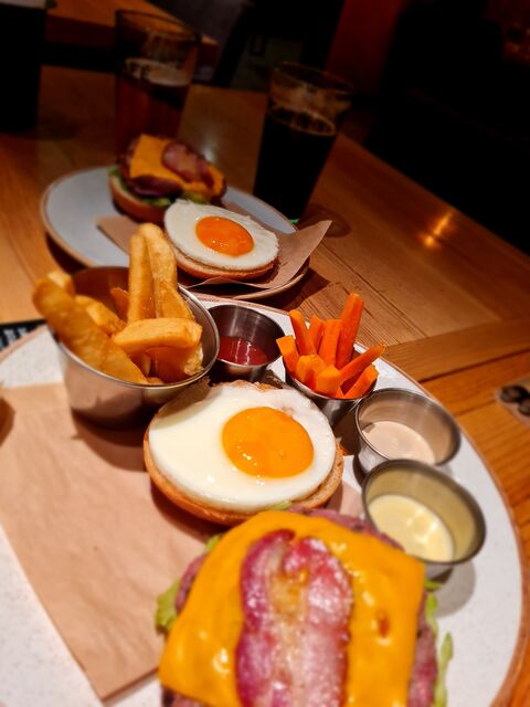 3BC — BEER BURGER BAR image 16