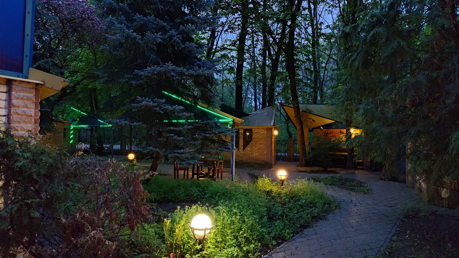 Pulse lounge & Club image 3
