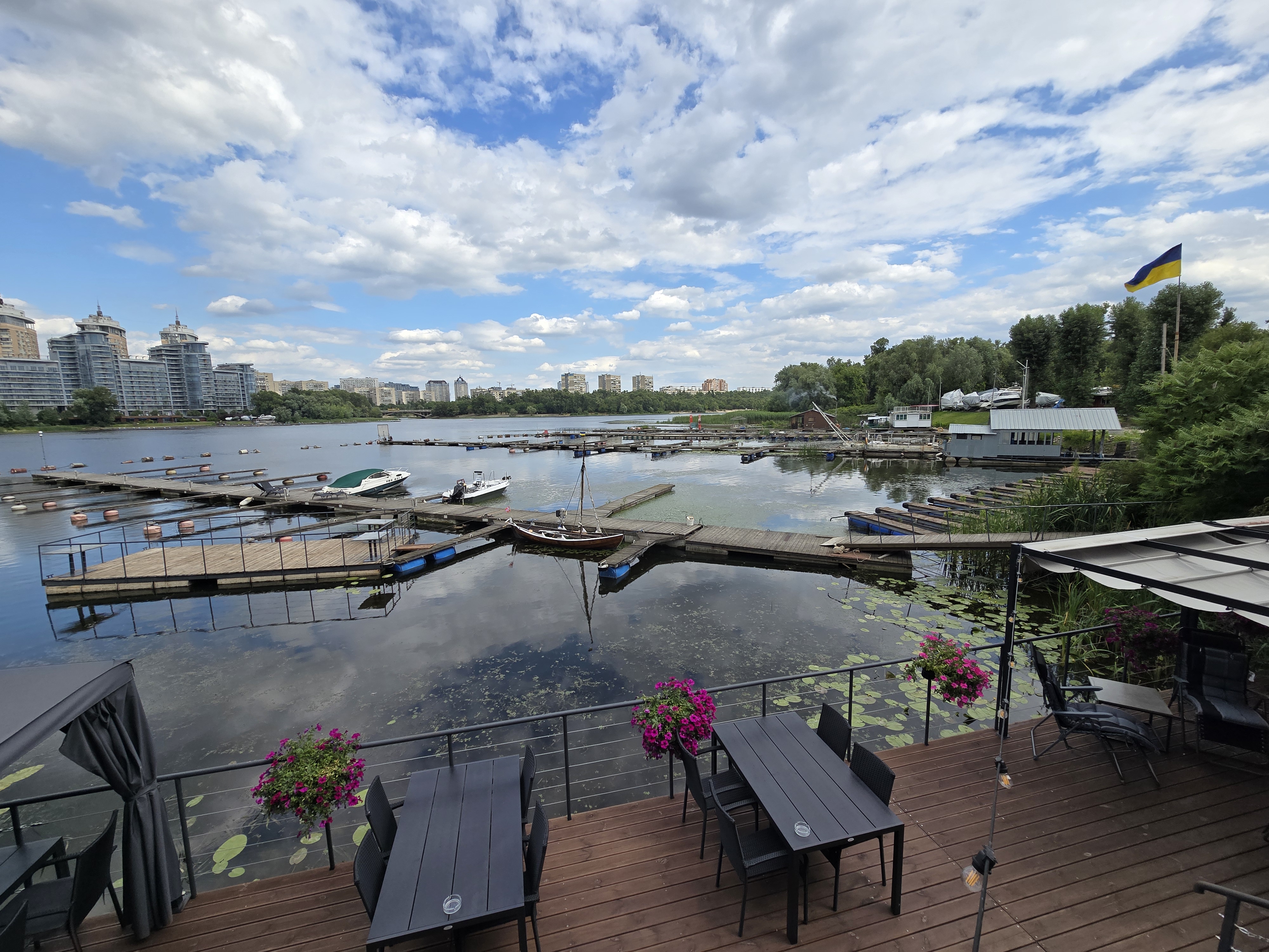 Yakht-Klub Frehat image 4