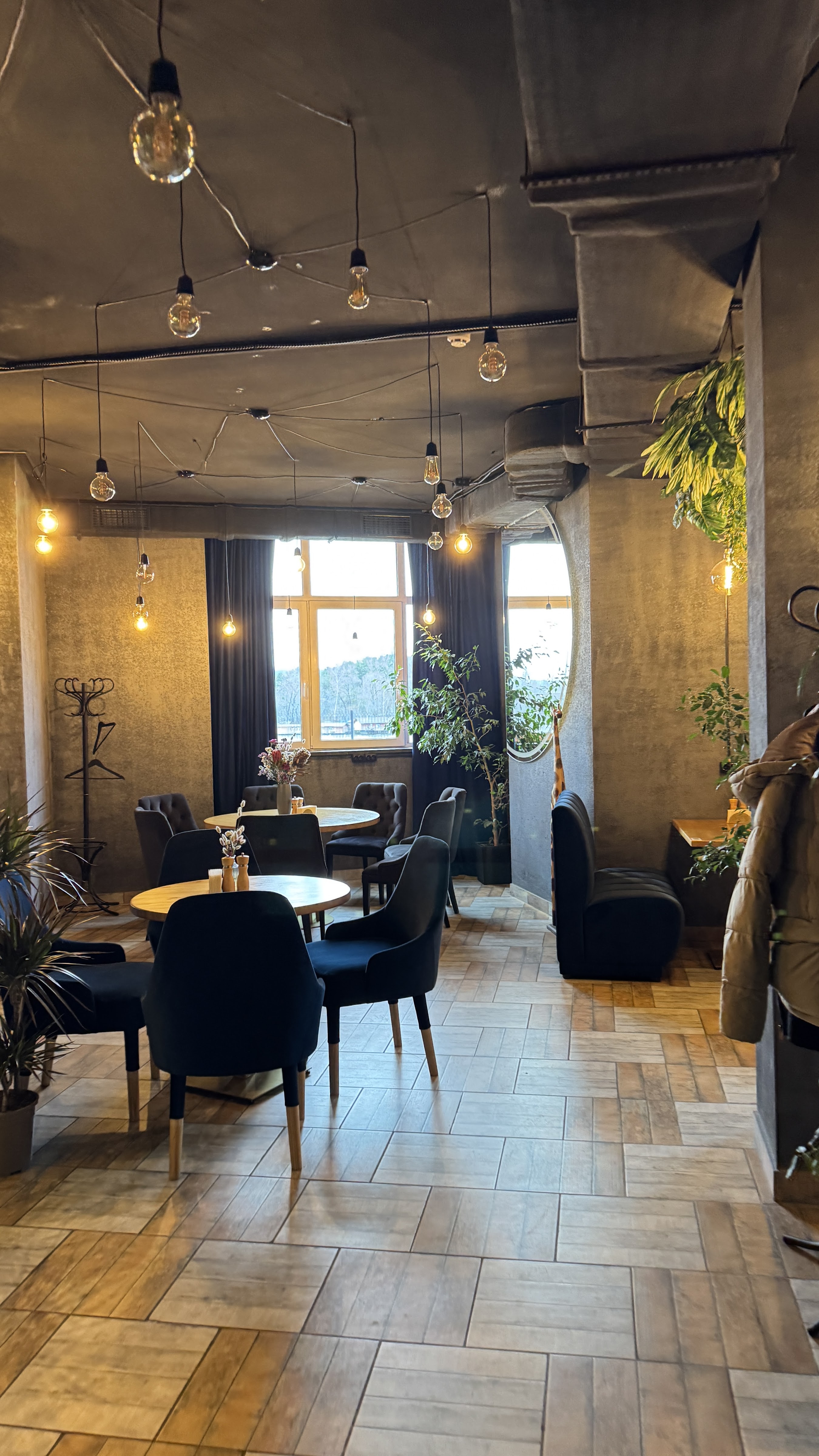 DVIR Restaurant&bar image 9