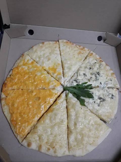 THE PIZZA image 4