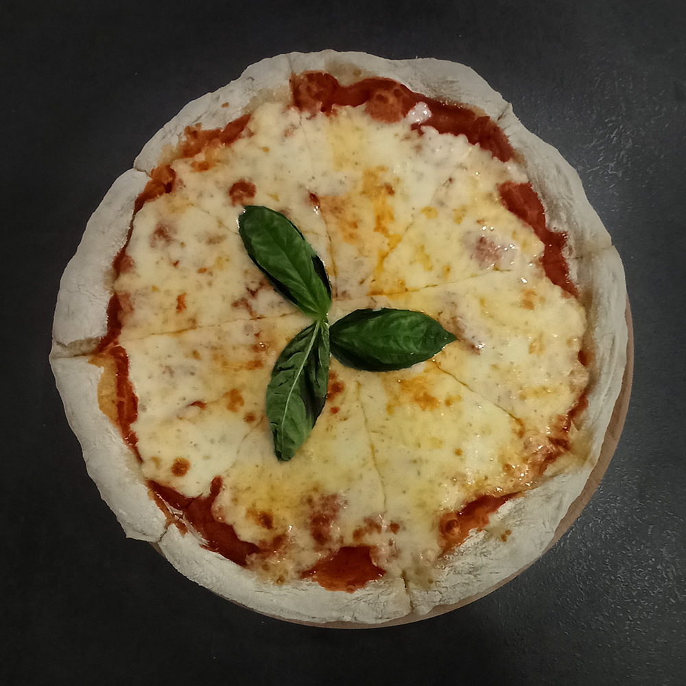 Піцаманка - смачна неаполітанська піца на камені. Піца та піцерія Новобіличі. Пицца и пиццерия Новобеличи. image 13