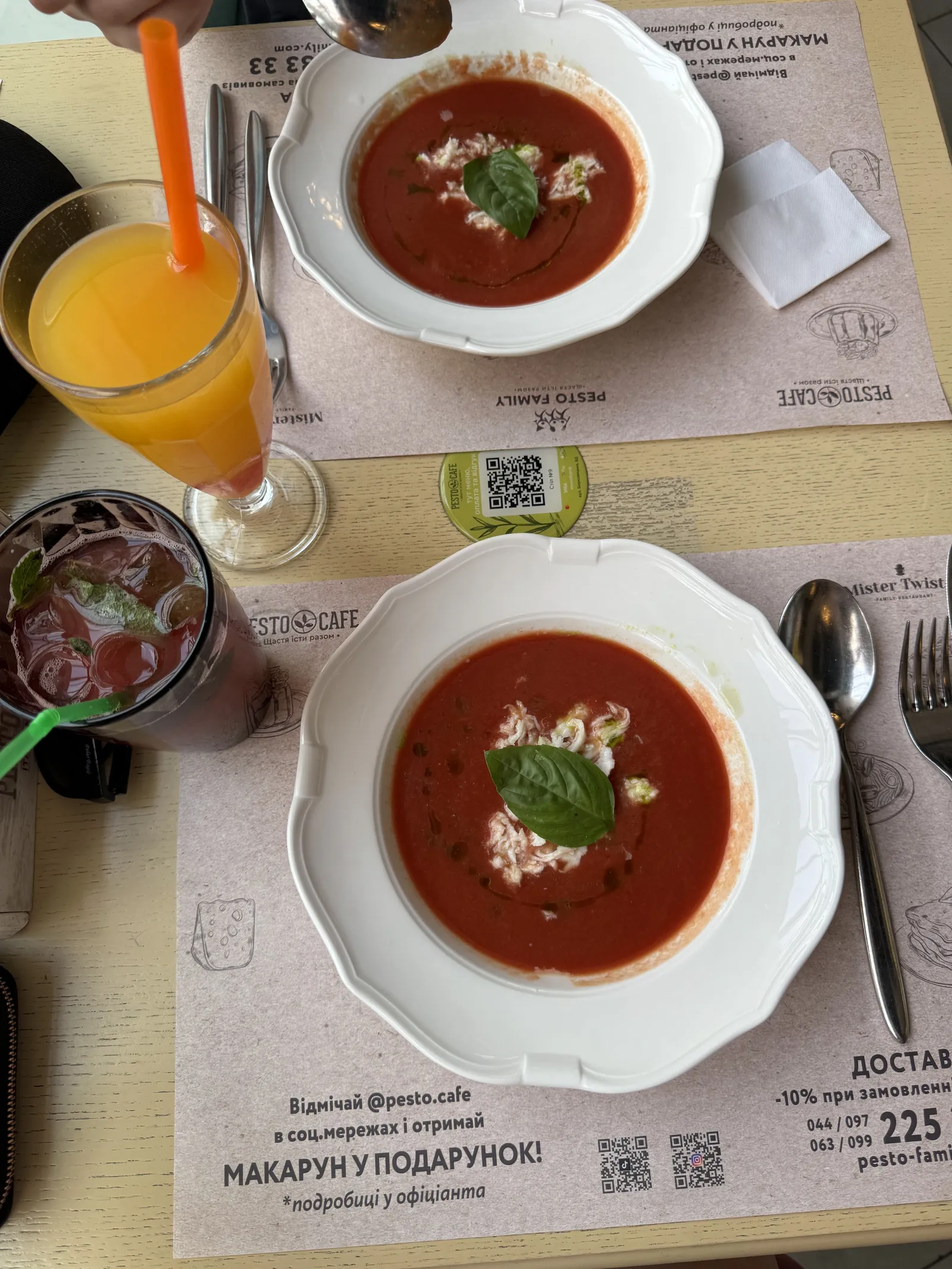 Pesto Cafe image 19