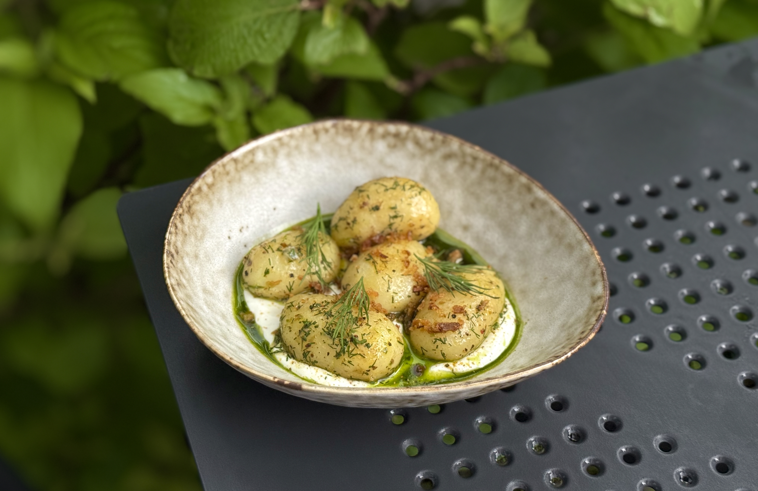 МІСЦЕВІ: лаунж-бар & банкетна зала image 20