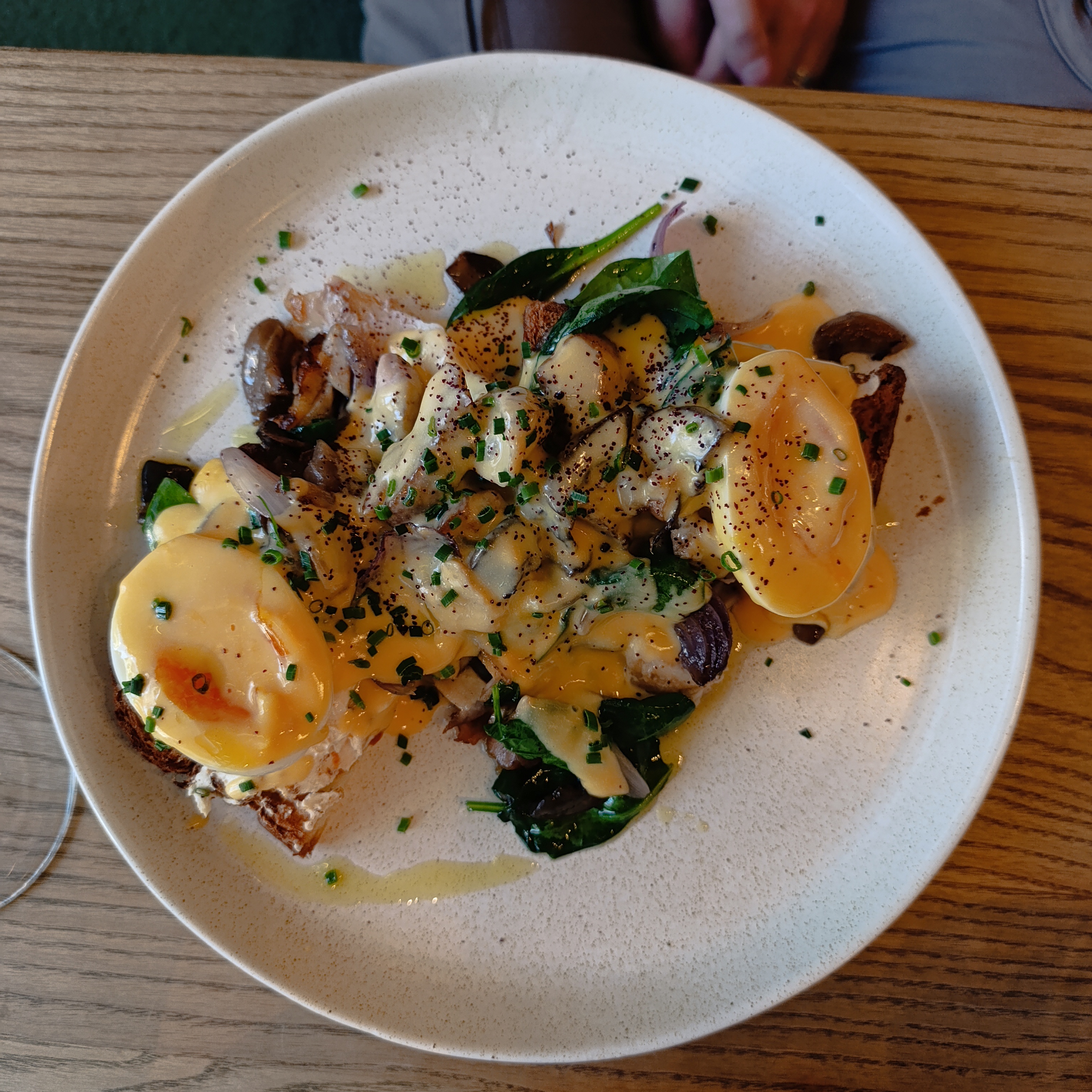 rise • café image 12