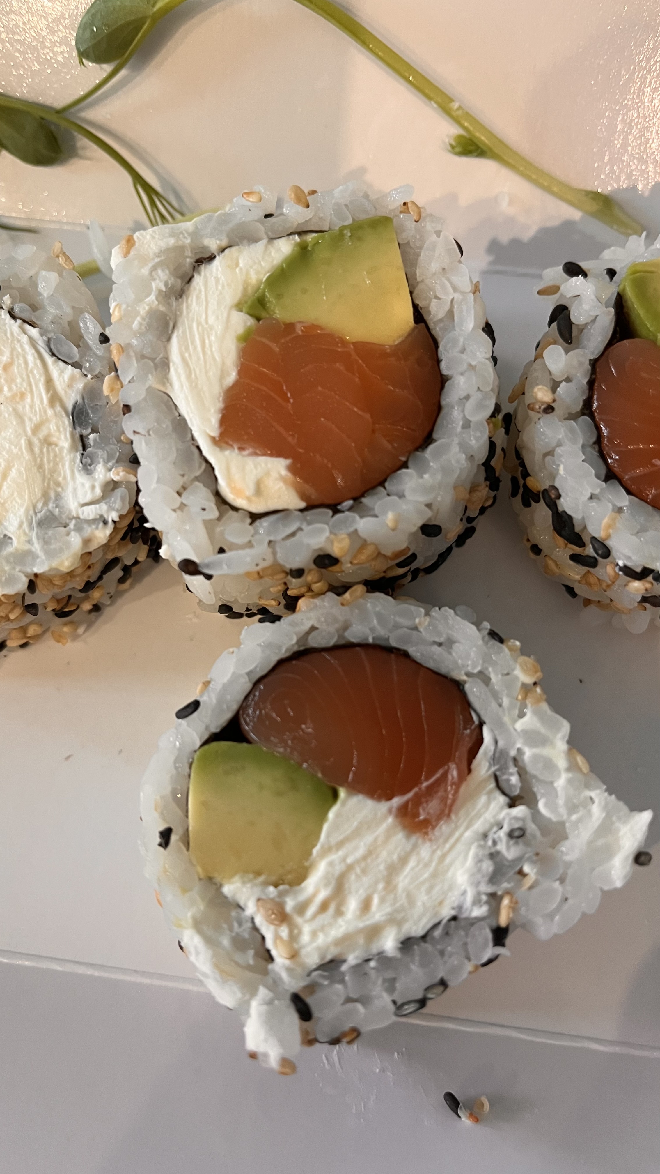 QUQU sushi image 1