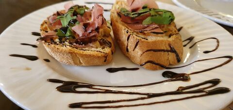 Pesto Cafe image 2