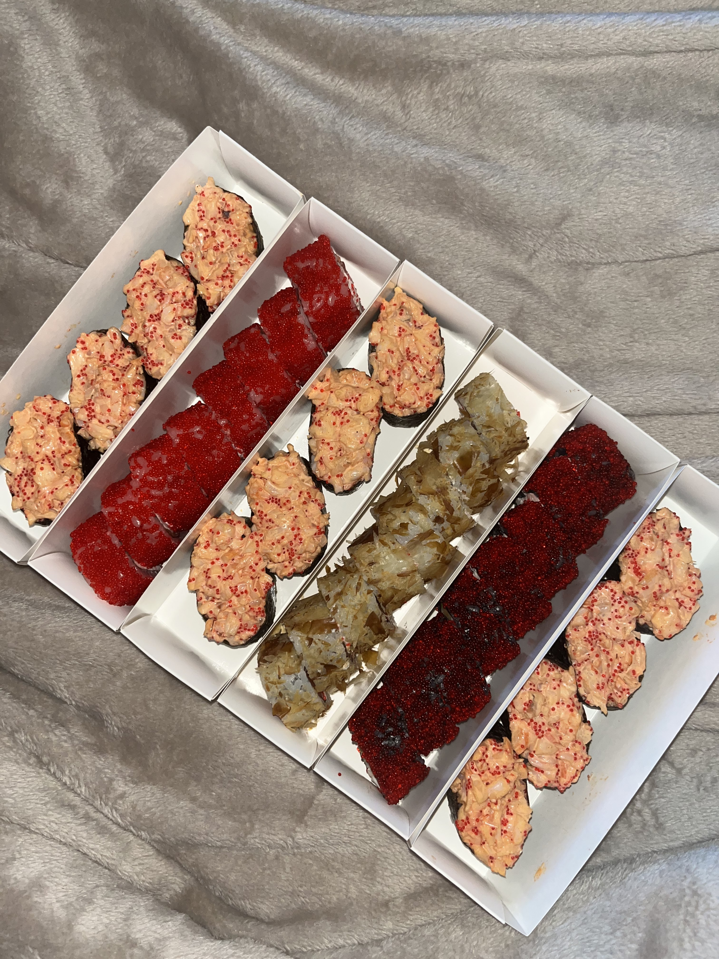 Рибка з неба | Доставка суші Київ | Суші | Преміум роли image 10