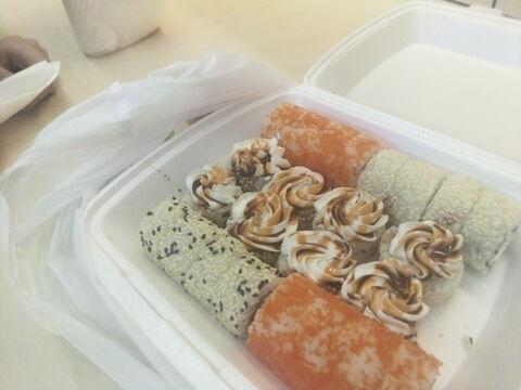 Sushi Wok image 20